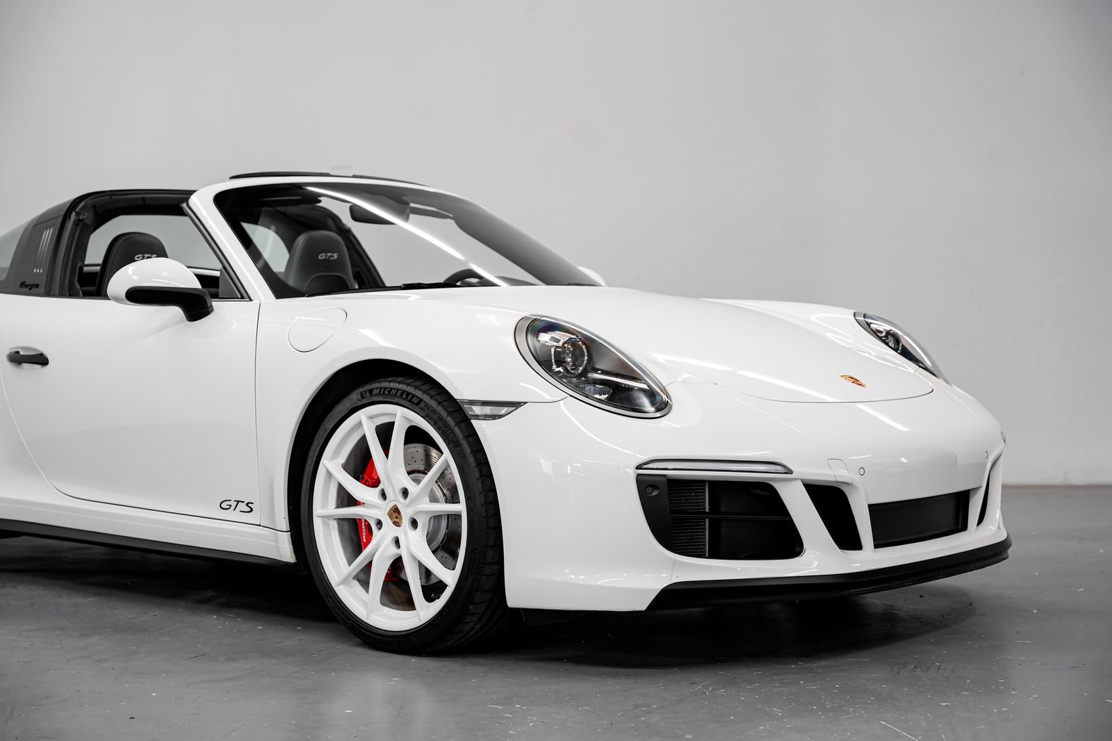 Used 2019 Porsche 911 Targa 4 GTS w/ GTS Interior Package AWD/4WD image 42