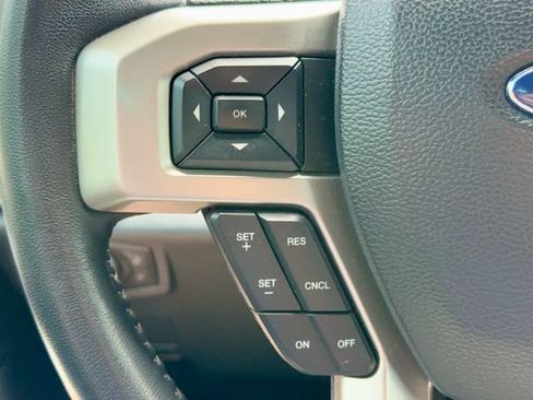 Used 2022 Ford F350 Lariat w/ Chrome Package AWD/4WD image 14
