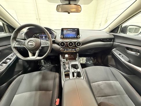 Used 2024 Nissan Sentra SR FWD image 41