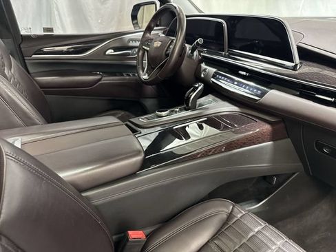 Certified 2022 Cadillac Escalade ESV Sport Platinum w/ LPO, ONYX Package AWD/4WD image 34