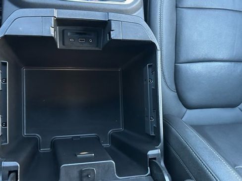 Used 2022 Chevrolet Silverado 1500 LTZ image 30