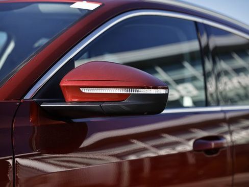 New 2025 Audi Q5 2.0T Premium Plus image 11