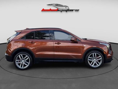 Used 2021 Cadillac XT4 Sport image 9