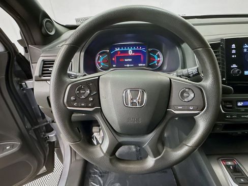 Used 2022 Honda Pilot Sport image 11