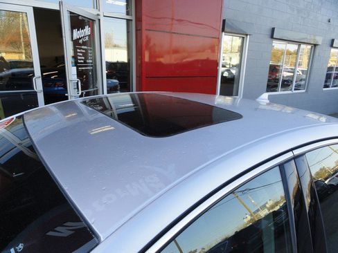 Used 2019 Ford Fusion Titanium image 10