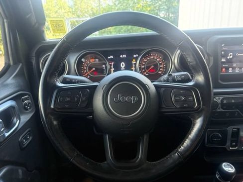 Used 2021 Jeep Wrangler Sport AWD/4WD image 6