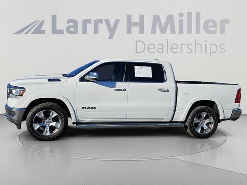 Used 2021 RAM 1500 Laramie AWD/4WD image 2