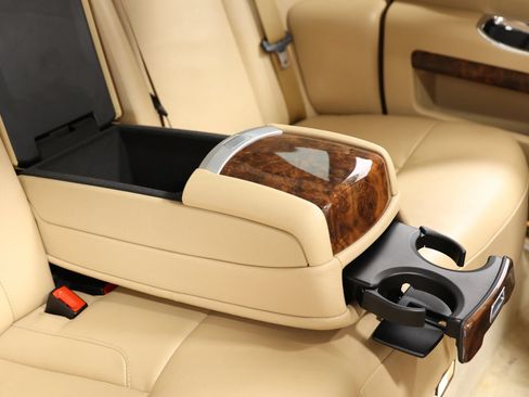 Used 2010 Rolls-Royce Ghost RWD image 80