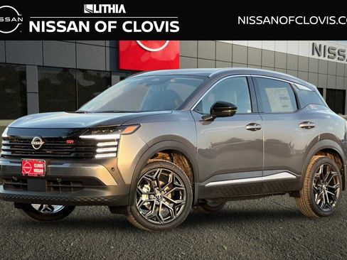 New 2026 Nissan Kicks SR image 1