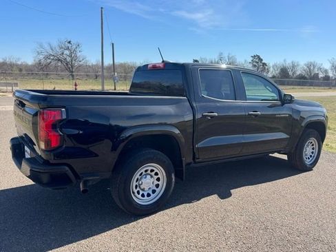 Used 2024 Chevrolet Colorado W/T image 6
