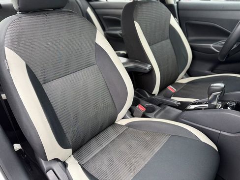 Used 2020 Nissan Versa SV image 23