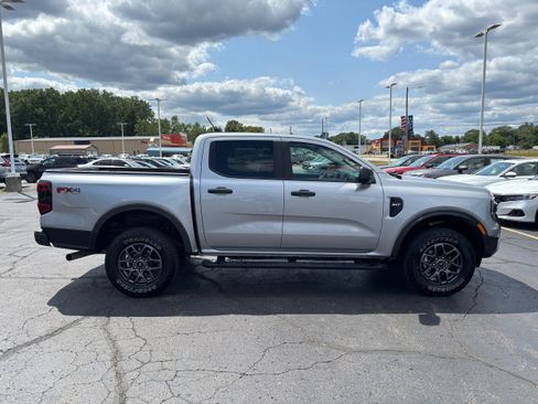 Used 2024 Ford Ranger XLT AWD/4WD image 5