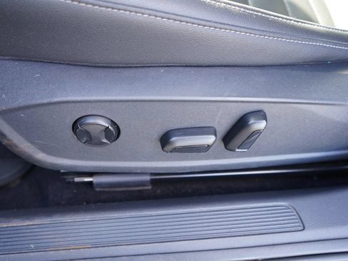 Used 2021 Volkswagen Jetta SE FWD image 14