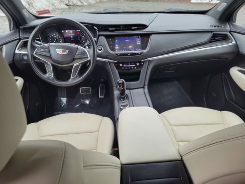 Certified 2021 Cadillac XT5 Sportv image 18