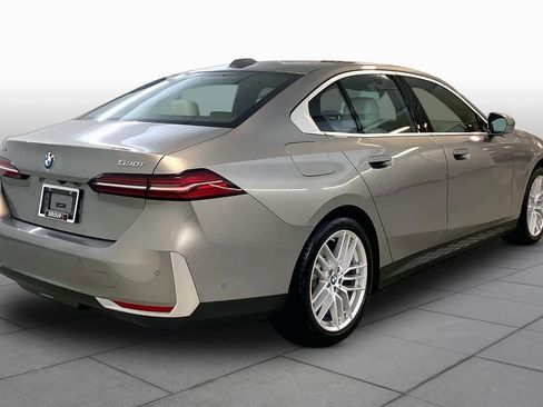 Certified 2024 BMW 530i xDrive w/ Premium Package AWD/4WD image 12