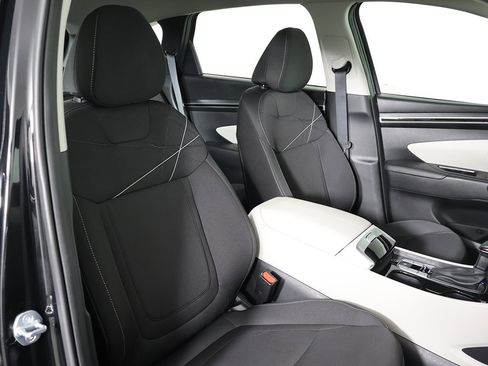 Certified 2024 Hyundai Tucson SE image 26