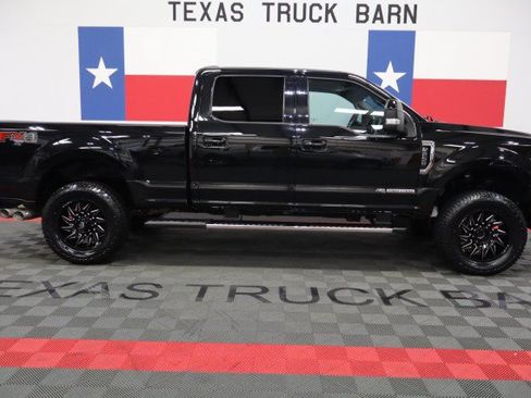 Used 2021 Ford F250 Lariat w/ Lariat Value Package AWD/4WD image 15