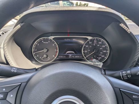 Used 2024 Nissan Sentra SV FWD image 25