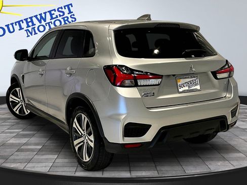 Used 2024 Mitsubishi Outlander Sport SE AWD/4WD image 5