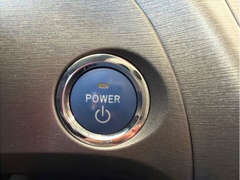 Used 2013 Toyota Prius Three w/ Solar Roof Pkg FWD image 19