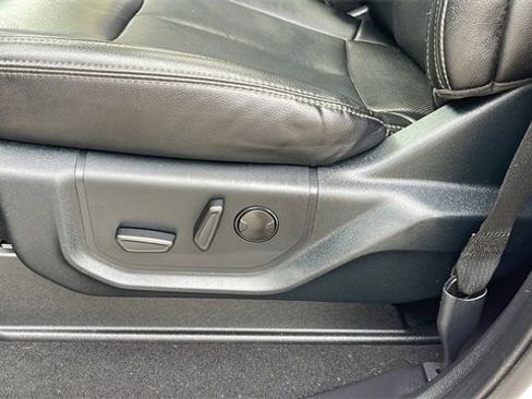 Used 2021 Ford F250 Lariat image 35