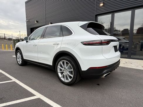 Certified 2019 Porsche Cayenne image 3