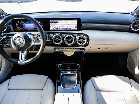 New 2025 Mercedes-Benz CLA 250 image 10