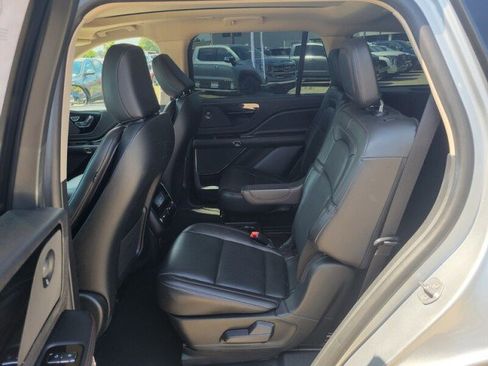 Used 2023 Lincoln Aviator Reserve image 29