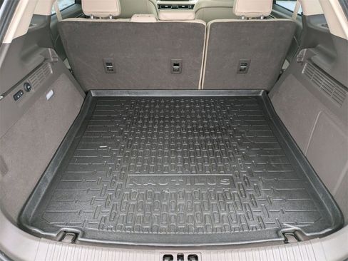 Used 2022 Lincoln Nautilus Reserve w/ Equipment Group 201A image 28