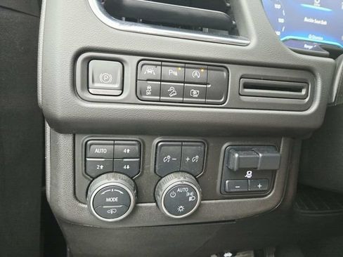 Used 2023 Chevrolet Tahoe Z71 w/ Off-Road Capability Package AWD/4WD image 34