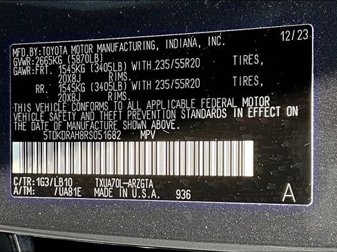 Used 2024 Toyota Highlander Limited image 36