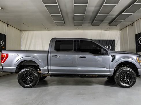 Used 2023 Ford F150 XLT w/ XLT Black Appearance Package AWD/4WD image 5