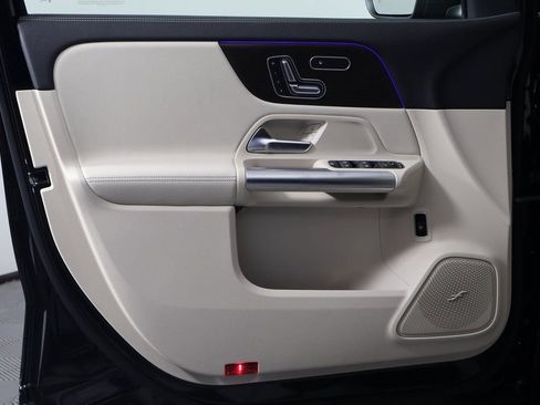 New 2026 Mercedes-Benz GLA 250 GLA 250 image 7