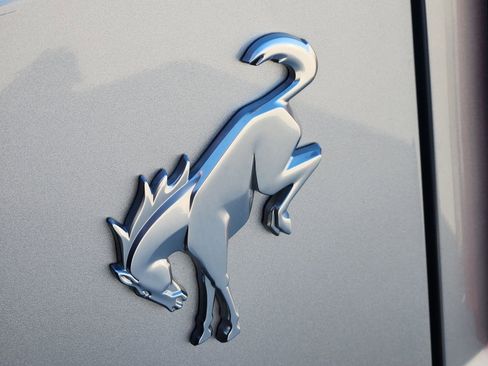 Used 2022 Ford Bronco Outer Banks image 14