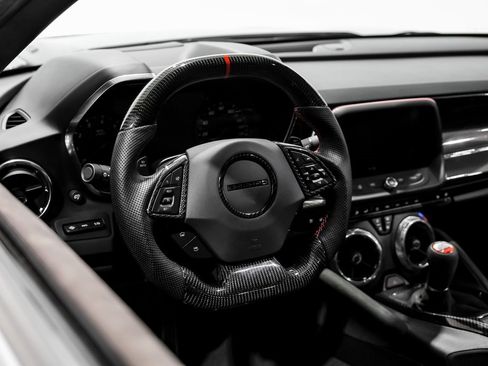 Used 2020 Chevrolet Camaro ZL1 image 11