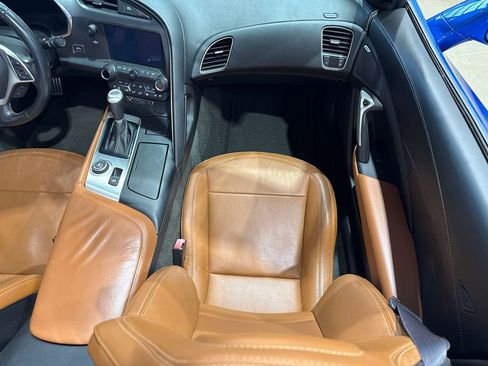 Used 2014 Chevrolet Corvette Stingray Convertible w/ 2LT Preferred Equipment Group image 59