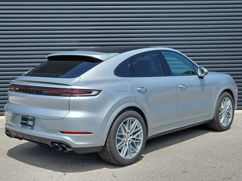 New 2026 Porsche Cayenne Coupe AWD/4WD image 7