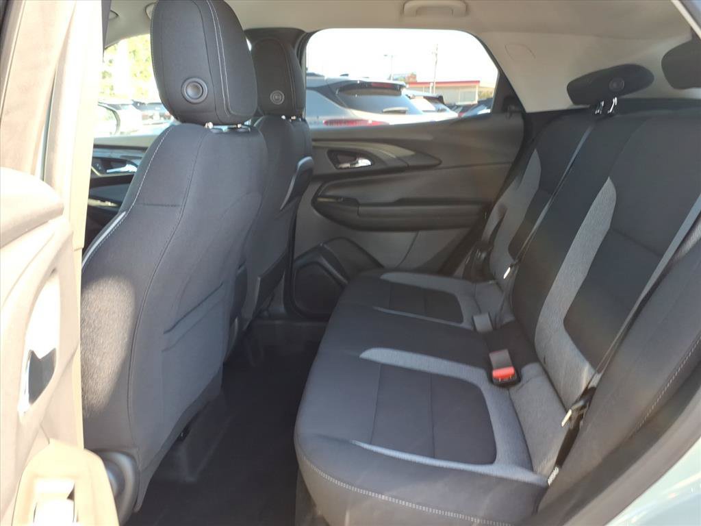 New 2026 Chevrolet TrailBlazer LT w/ LT Cold Weather Package FWD image 14
