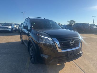 Certified 2024 Nissan Pathfinder SV