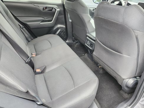 Used 2023 Toyota RAV4 LE FWD image 19
