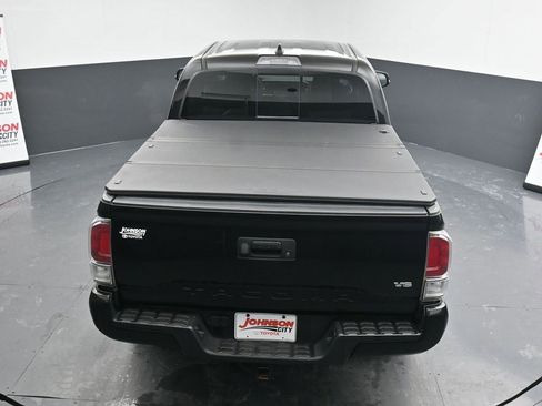 Used 2023 Toyota Tacoma TRD Sport image 32