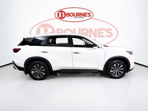 Used 2023 INFINITI QX60 Pure AWD/4WD image 11