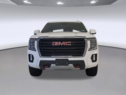 Used 2023 GMC Yukon XL AT4 AWD/4WD image 4