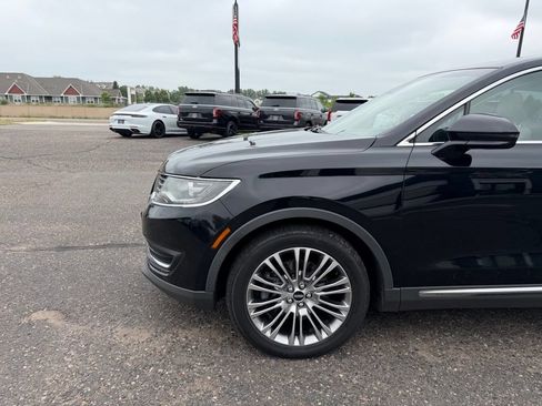 Used 2016 Lincoln MKX Reserve w/ Climate Package AWD/4WD image 10