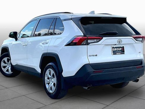 Used 2021 Toyota RAV4 LE FWD image 12