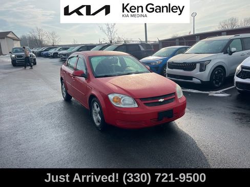 Used 2009 Chevrolet Cobalt LT w/ My Link Package image 3