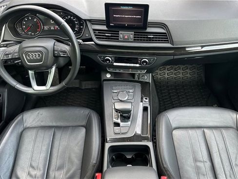 Used 2020 Audi Q5 2.0T Premium w/ Convenience Package image 16