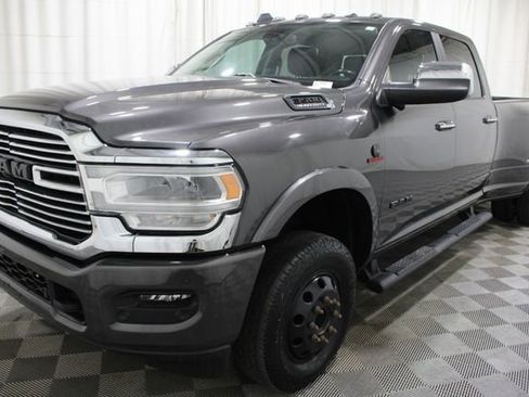 Used 2022 RAM 3500 Laramie AWD/4WD image 36