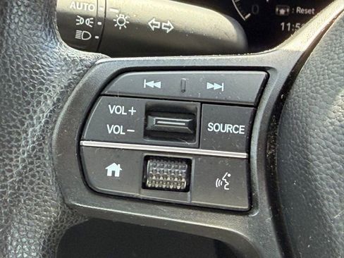 Used 2024 Honda CR-V EX image 6