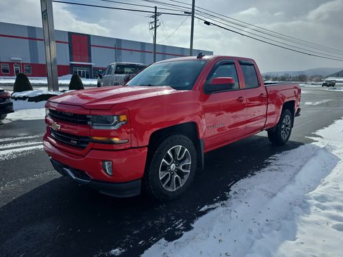 Used 2017 Chevrolet Silverado 1500 LT w/ All Star Edition image 8